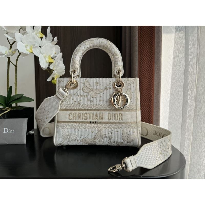 D*or shopping bags